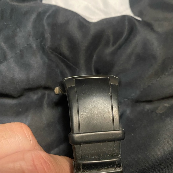 Kenneth Cole of New York stainless steel Watch - Picture 3 of 3